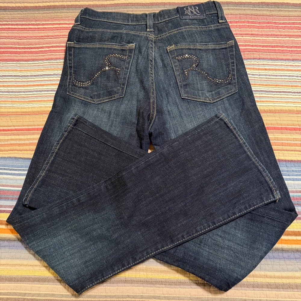 Rock & Republic Kasandra Bootcut Jeans Dark Wash Studded Logo Size 6M R010382